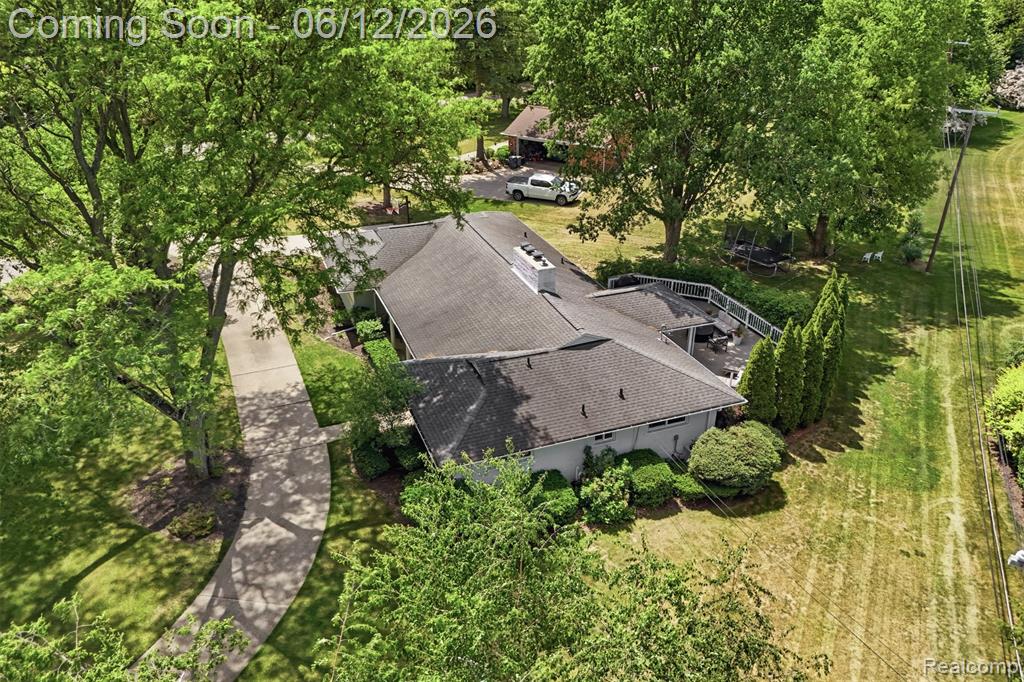 6998 Meadowlake Road, Bloomfield Hills, MI 48301 — Photo 39