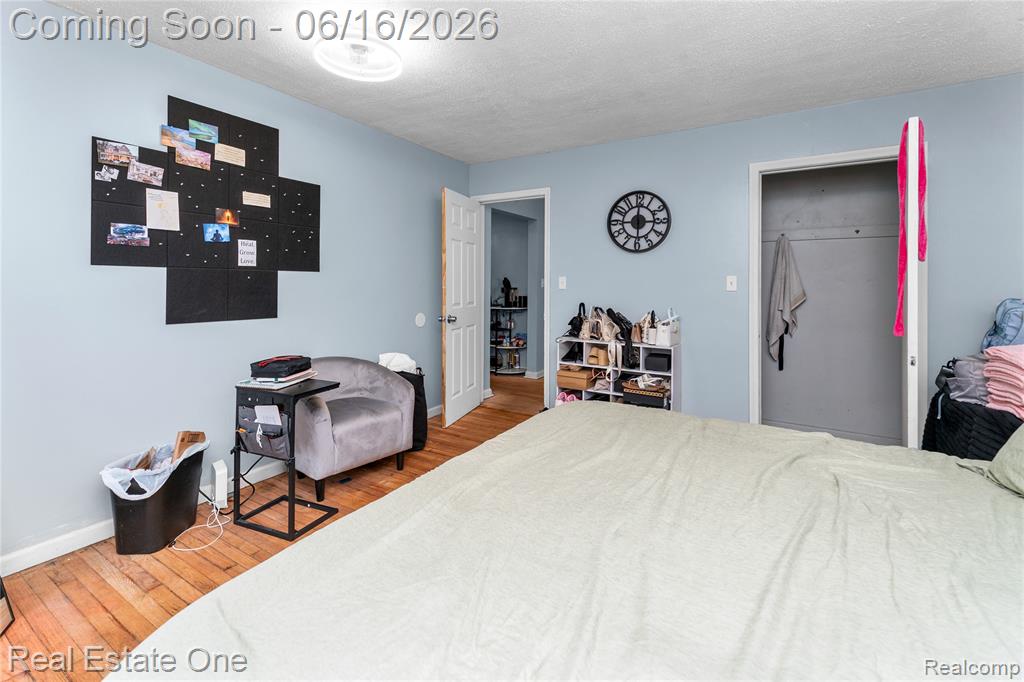 5200 Chalmers Street, Detroit, MI 48213 — Photo 13
