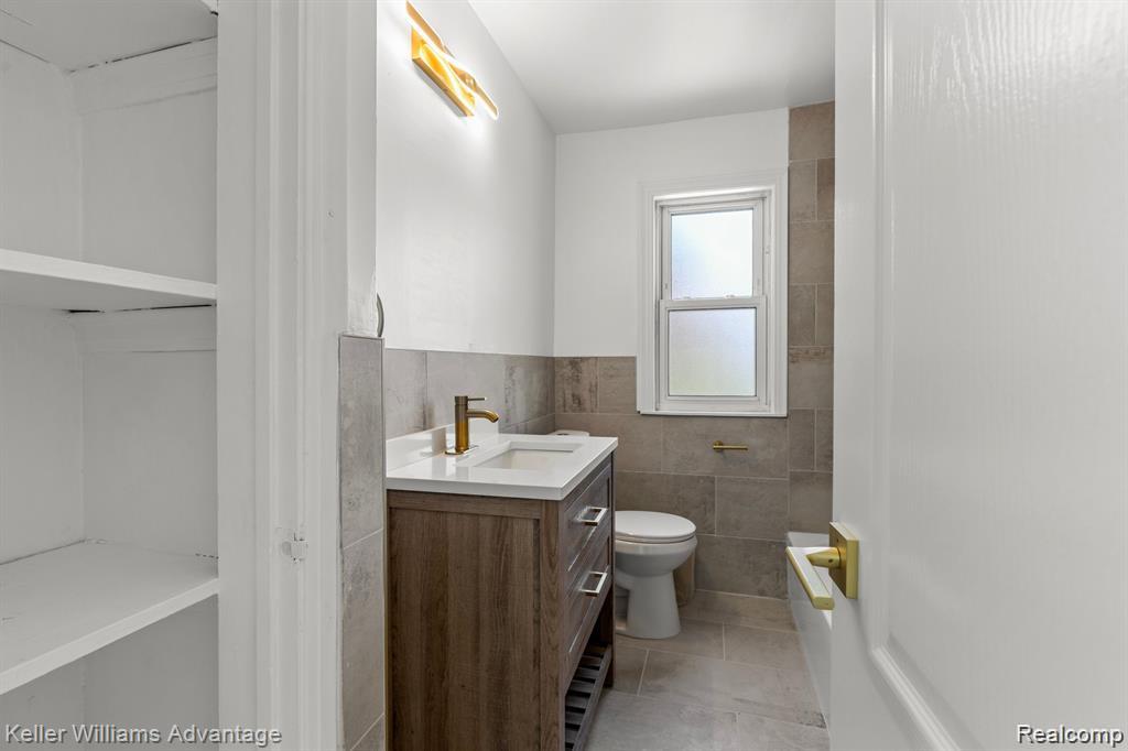 20558 Oakfield Street, Detroit, MI 48235 — Photo 15