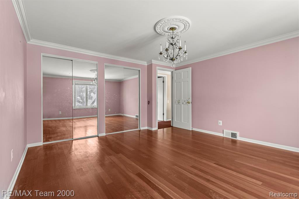 741 Briarcliff Drive, Grosse Pointe Woods, MI 48236 — Photo 39