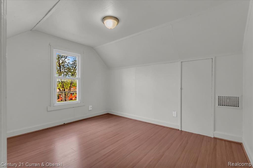 5580 S Merriman Road, Wayne, MI 48184 — Photo 18