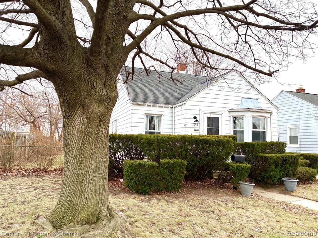 7592 Ready Avenue, Warren, MI 48091 — Photo 2
