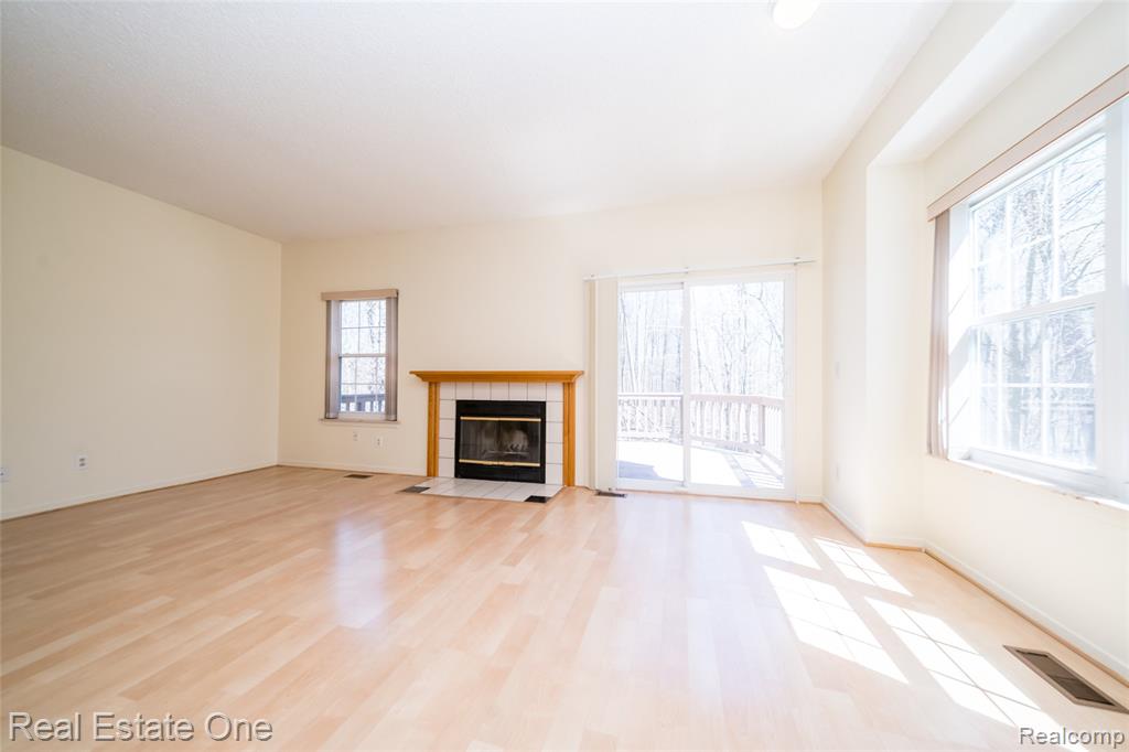 41474 Cornell Drive, Novi, MI 48377 — Photo 19