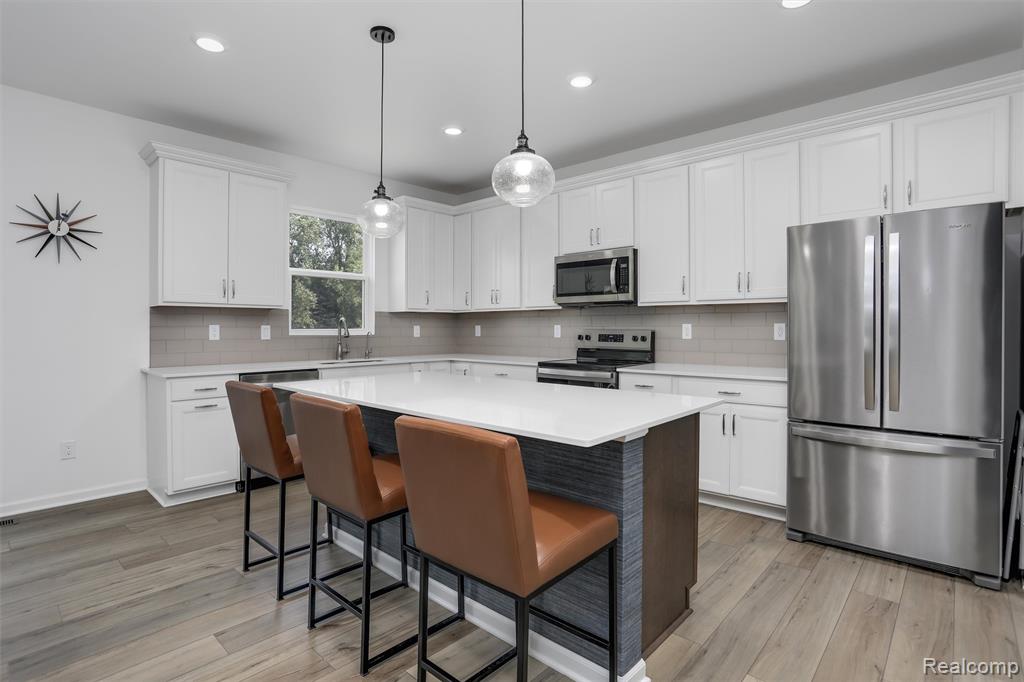 6003 Winsford Lane, Clarkston, MI — Photo 20