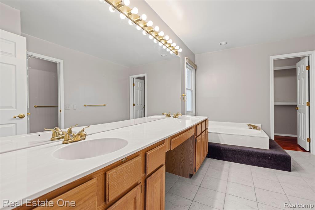 44470 MIDWAY Drive, Novi, MI — Photo 18