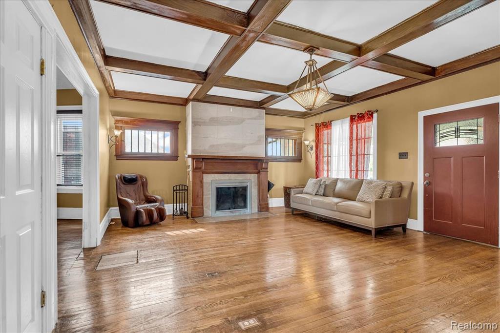 740 Pingree Street, Detroit, MI 48202 — Photo 5