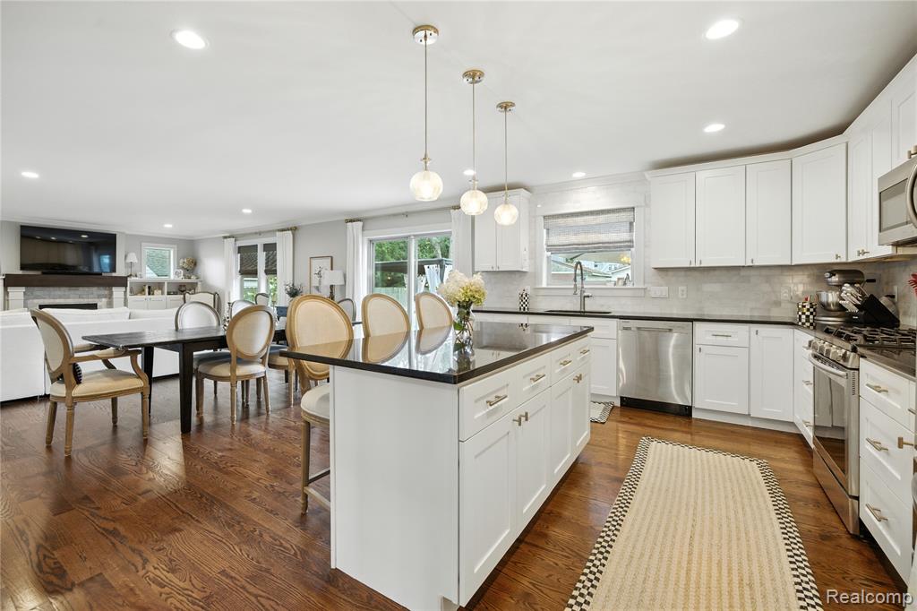 4223 Hampton Boulevard, Royal Oak, MI 48073 — Photo 3