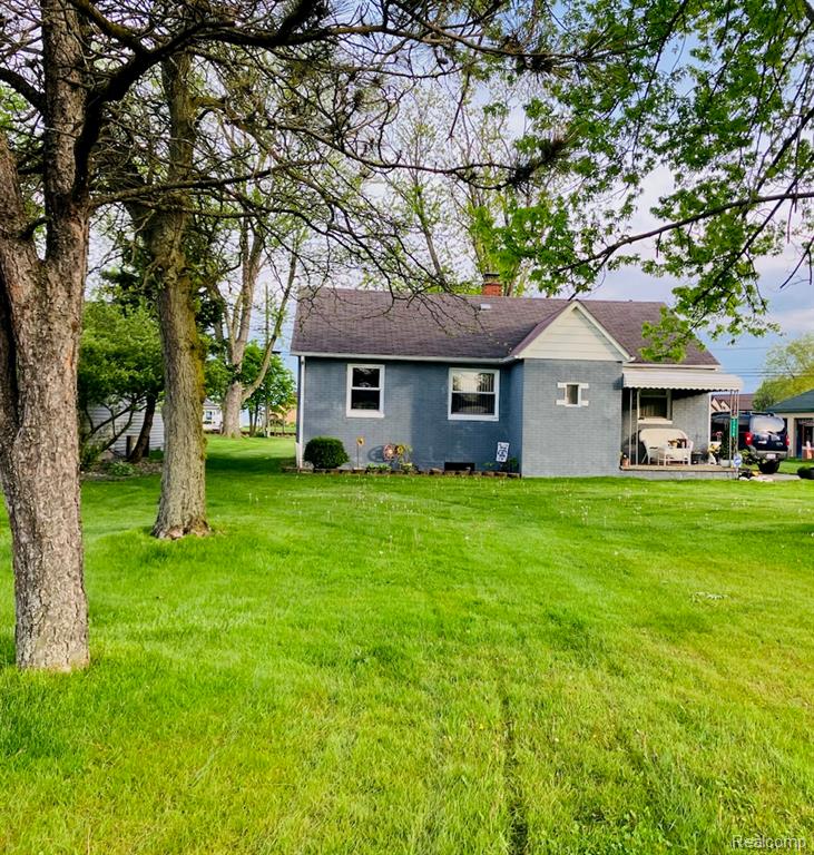 47978 Jefferson Avenue, Chesterfield, MI 48047 — Photo 2