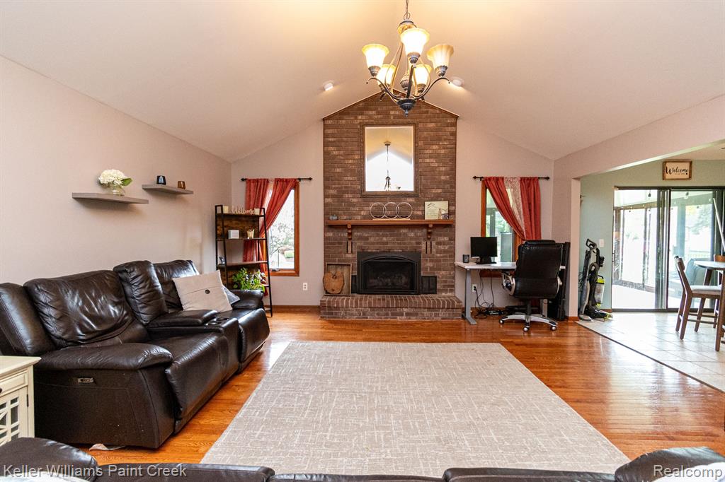 40612 REHSE Drive, Clinton Twp, MI 48038 — Photo 10