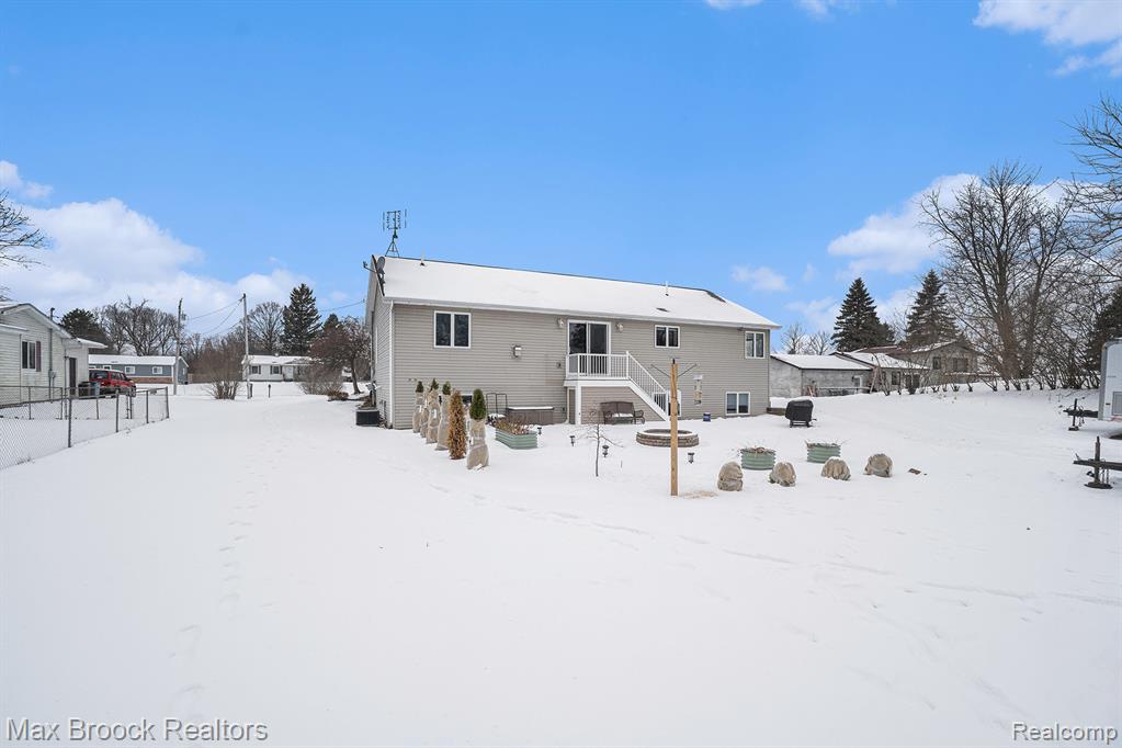 11412 Delmar Drive, Fenton, MI 48430 — Photo 52
