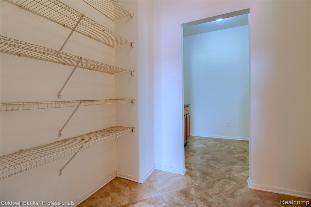 701 Montclair Street, Detroit, MI 48214 — Photo 13