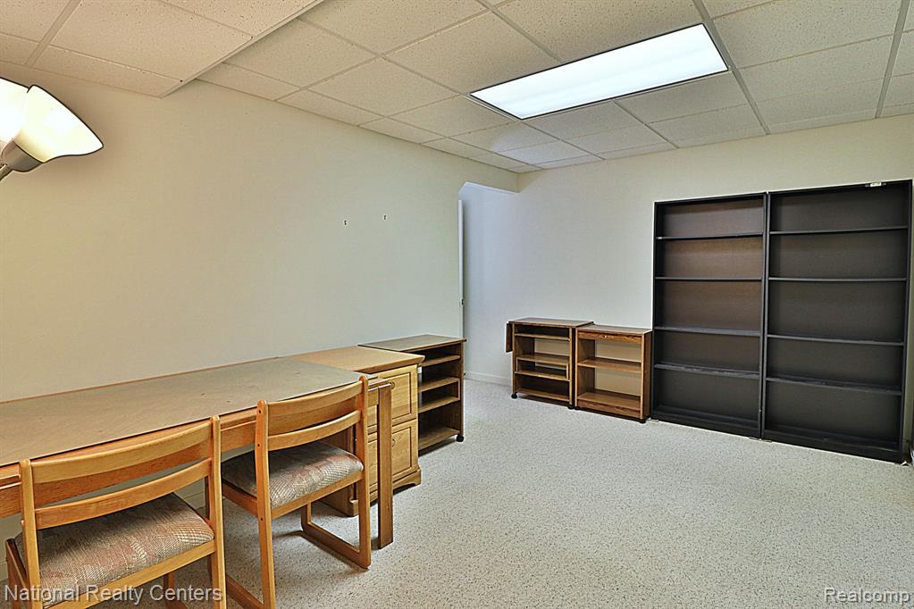 6400 PINECREST, West Bloomfield, MI — Photo 36