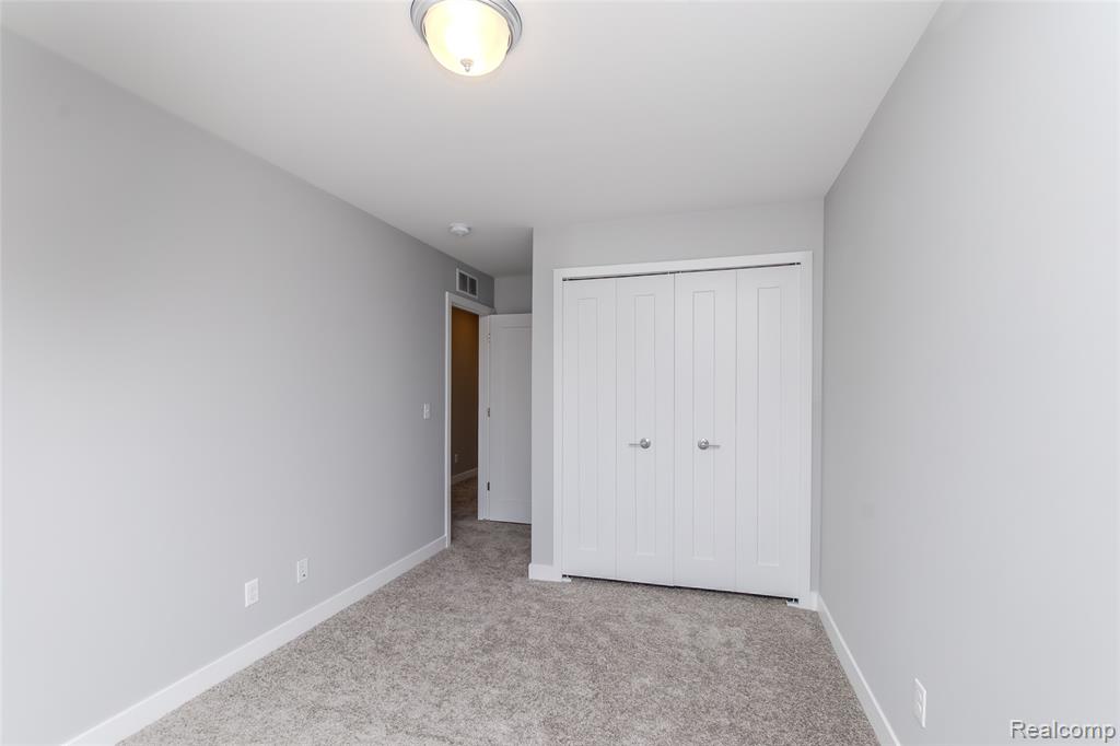 25558 Grandview Lane, 38, Novi, MI — Photo 67
