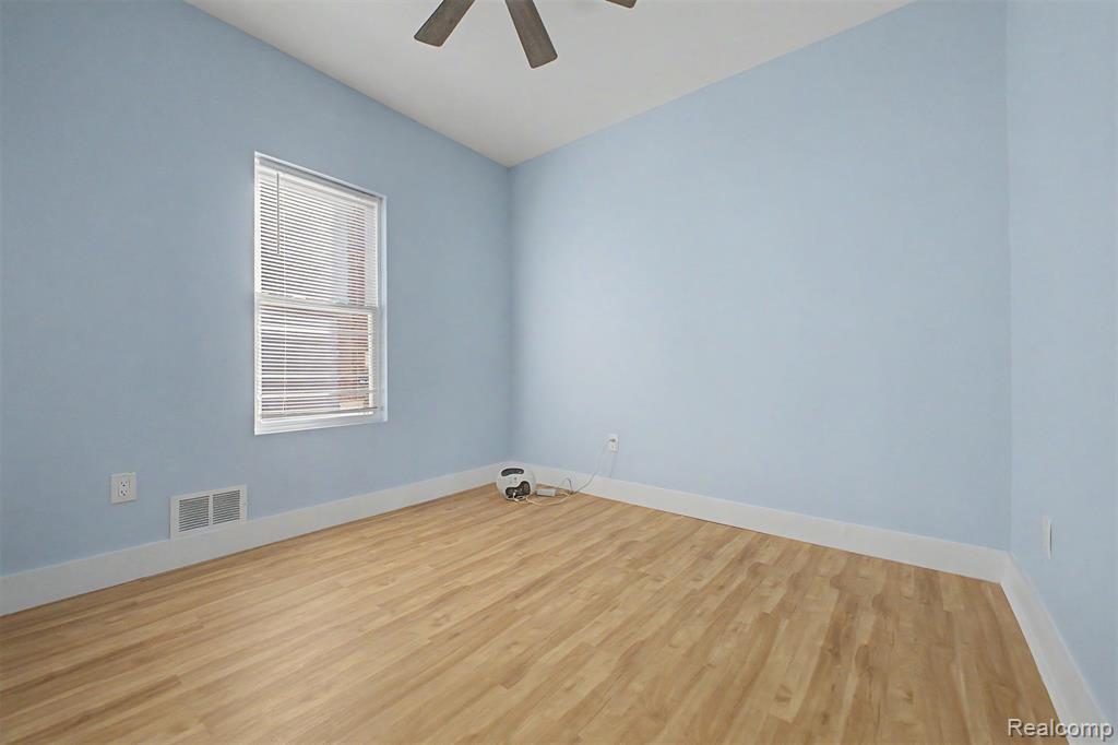 5060 S Clarendon Street, Detroit, MI 48204 — Photo 18