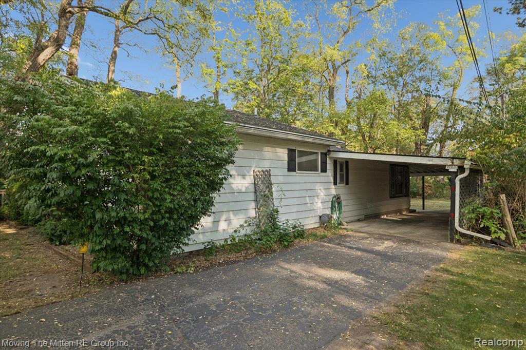 50710 W Huron River Drive, Belleville, MI 48111 — Photo 40