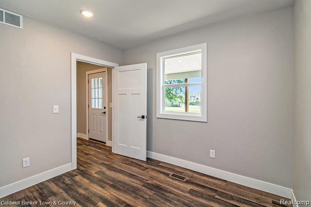 6400 Preston Road, Howell, MI 48855 — Photo 12