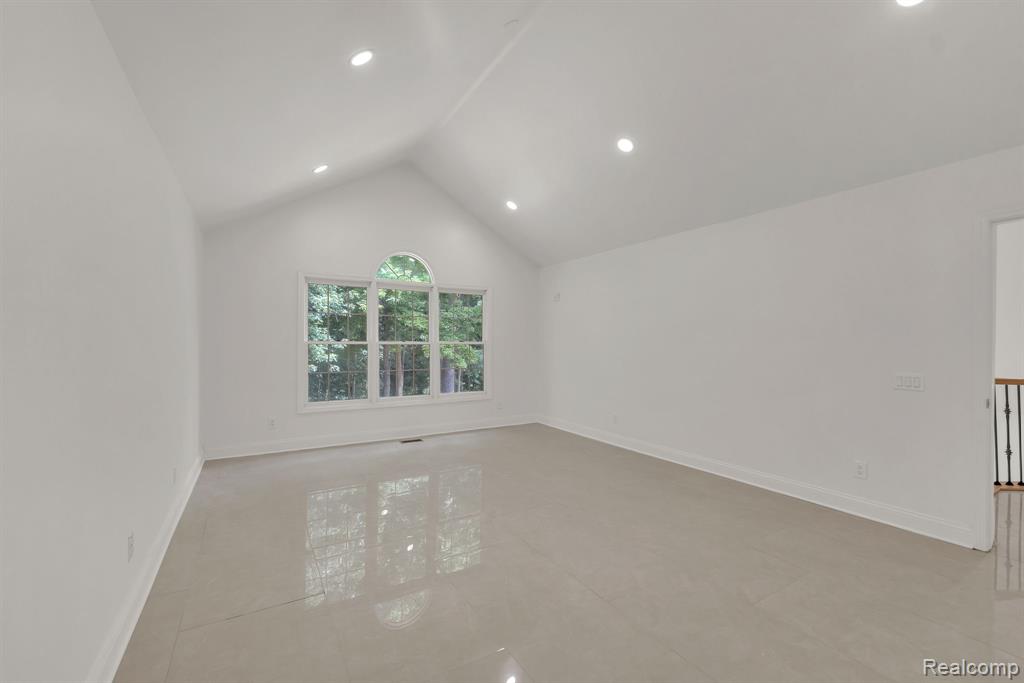 47974 Deer Trail Drive, Canton, MI 48187 — Photo 57
