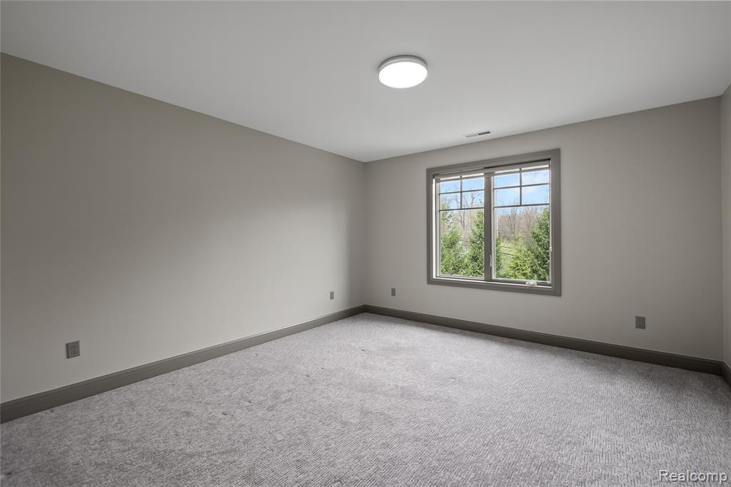 3824 Poppleton Court, Troy, MI 48084 — Photo 29