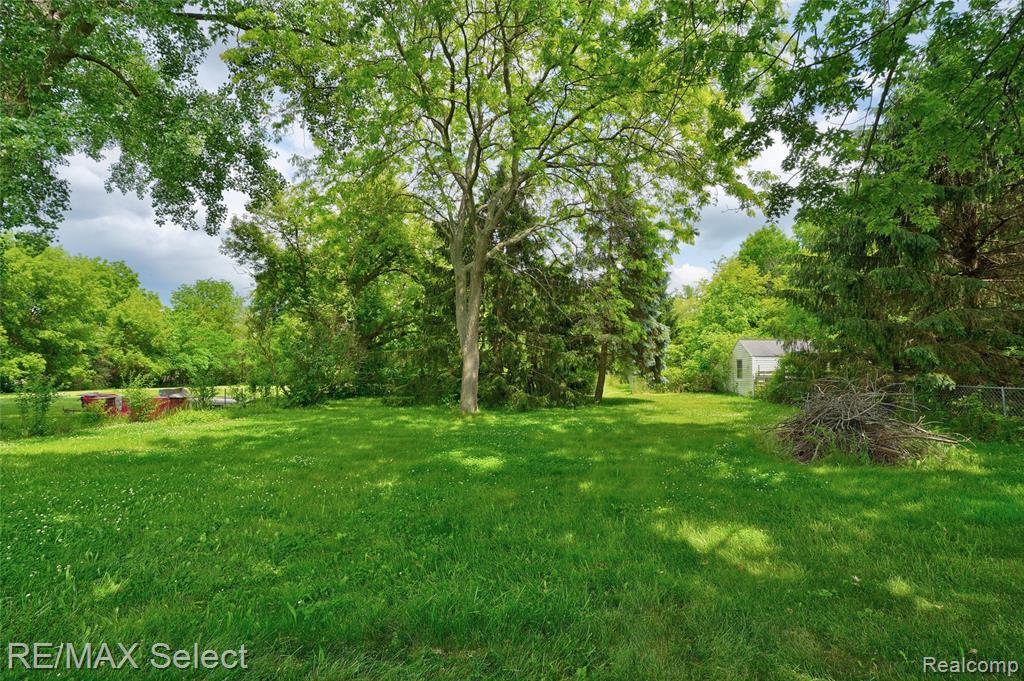 7173 Porter Road, Grand Blanc, MI 48439 — Photo 5