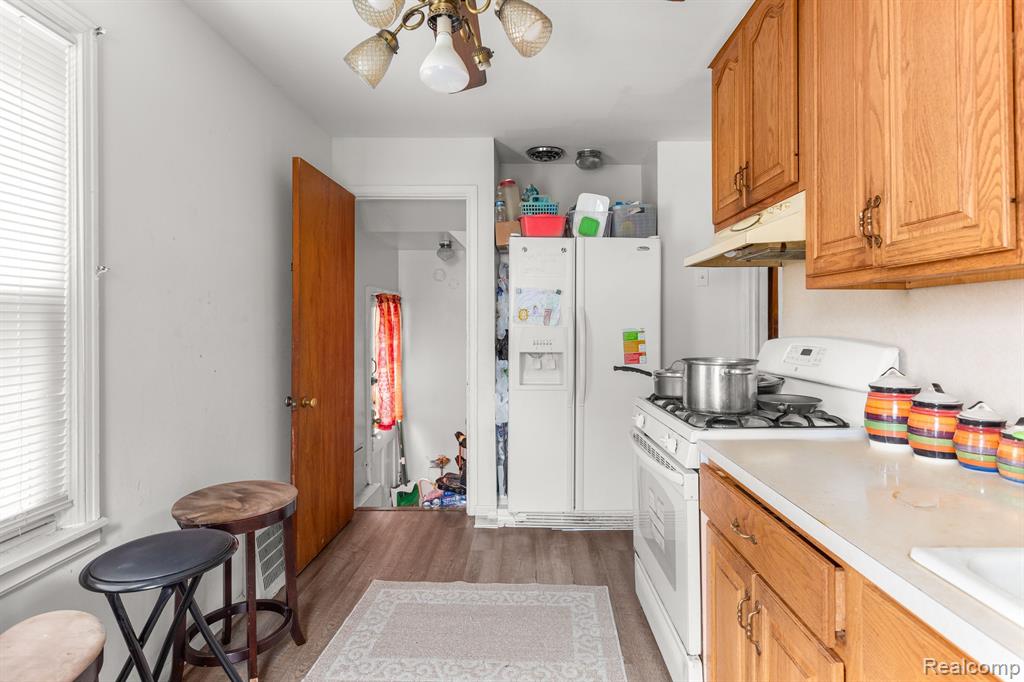 4944 HELEN Street, Dearborn, MI 48126 — Photo 9