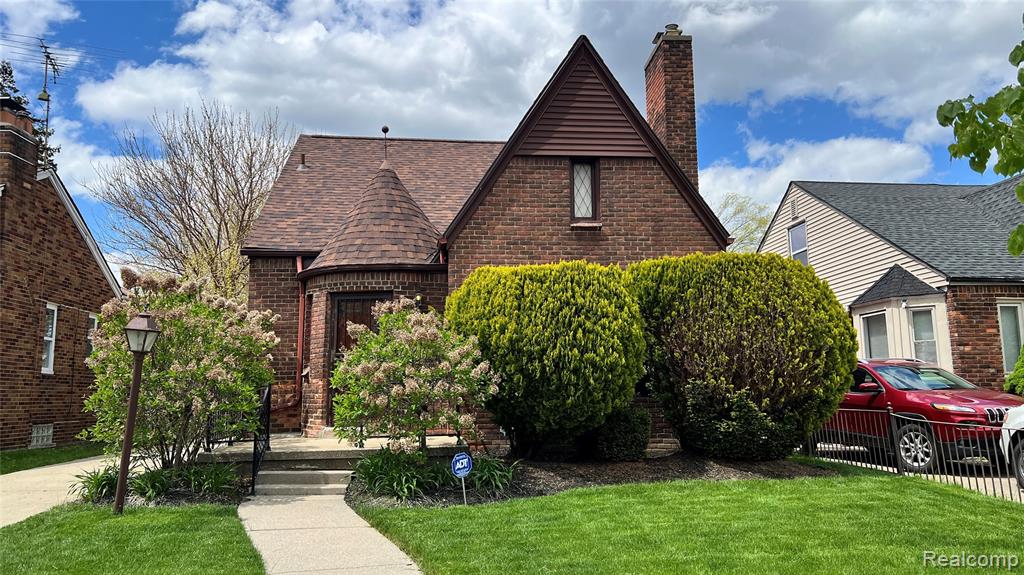 10185 Beaconsfield Street, Detroit, MI 48224 — Photo 2