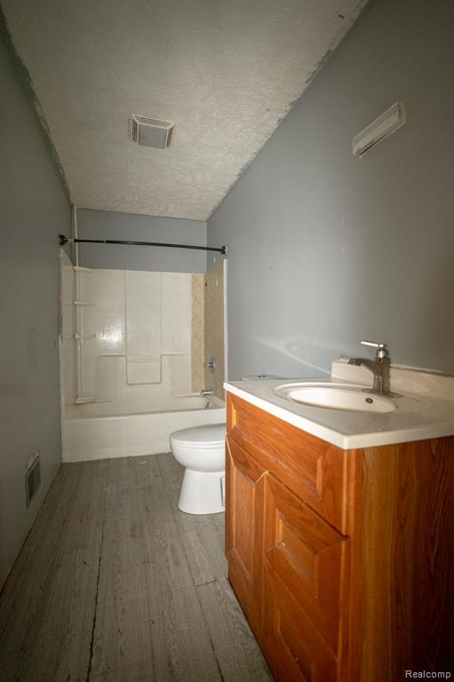 4052 S Harvard Avenue, Baldwin, MI 49304 — Photo 27