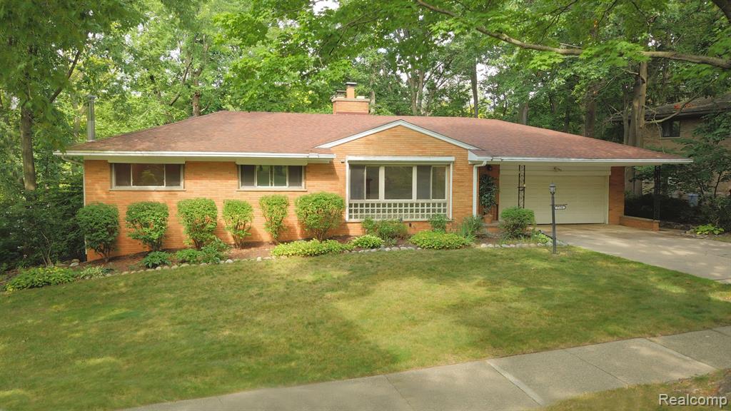 2114 NEEDHAM Road, Ann Arbor, MI 48104 — front exterior