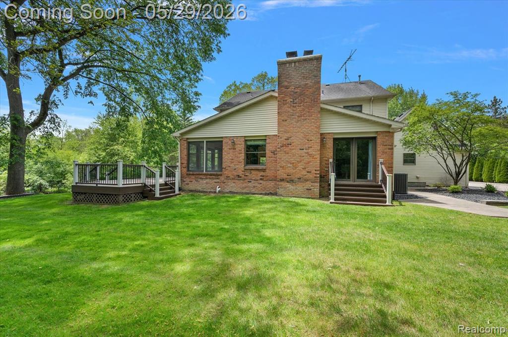 46501 Pickford Street, Northville, MI 48168 — Photo 9