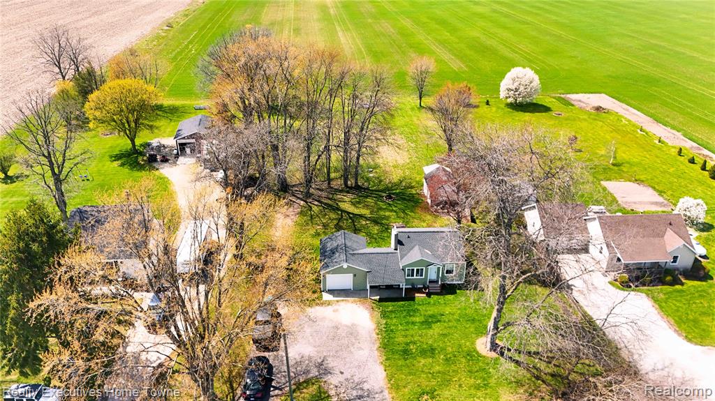 5017 NORTH Road, MI 48049 — Photo 2
