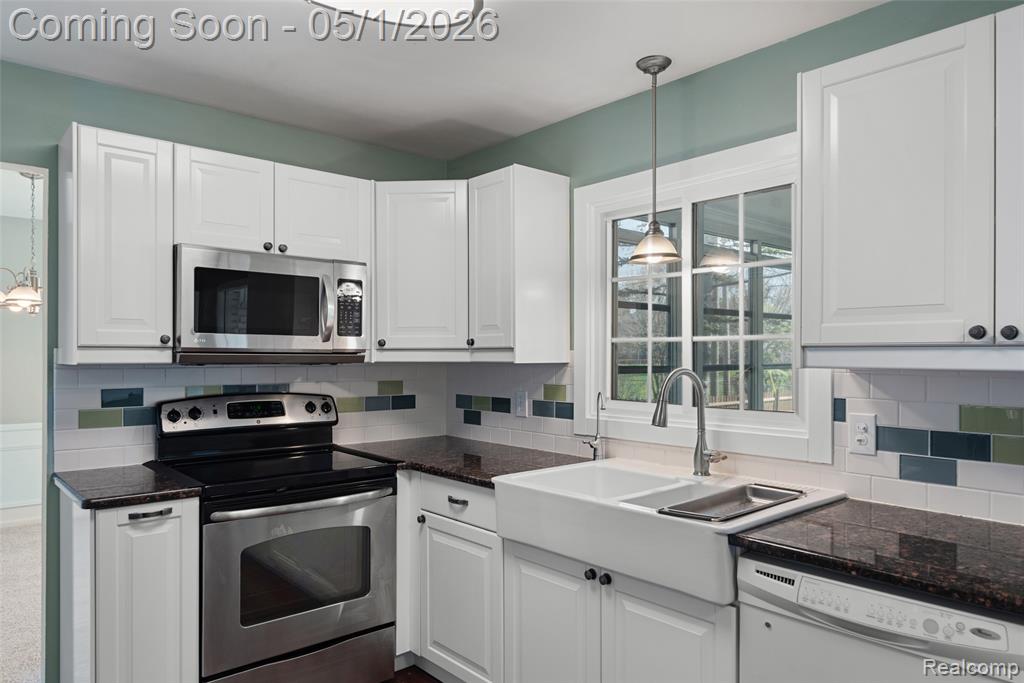 6109 Pebbleshire Drive, Grand Blanc, MI 48439 — Photo 15