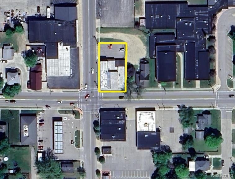 7 E Muskegon Street, Kent City, MI 49330 — Photo 12