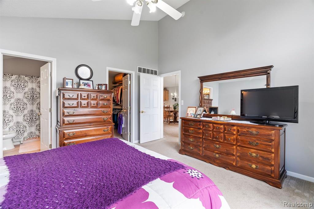 865 CRYSTAL Lane, Marysville, MI 48040 — Photo 32