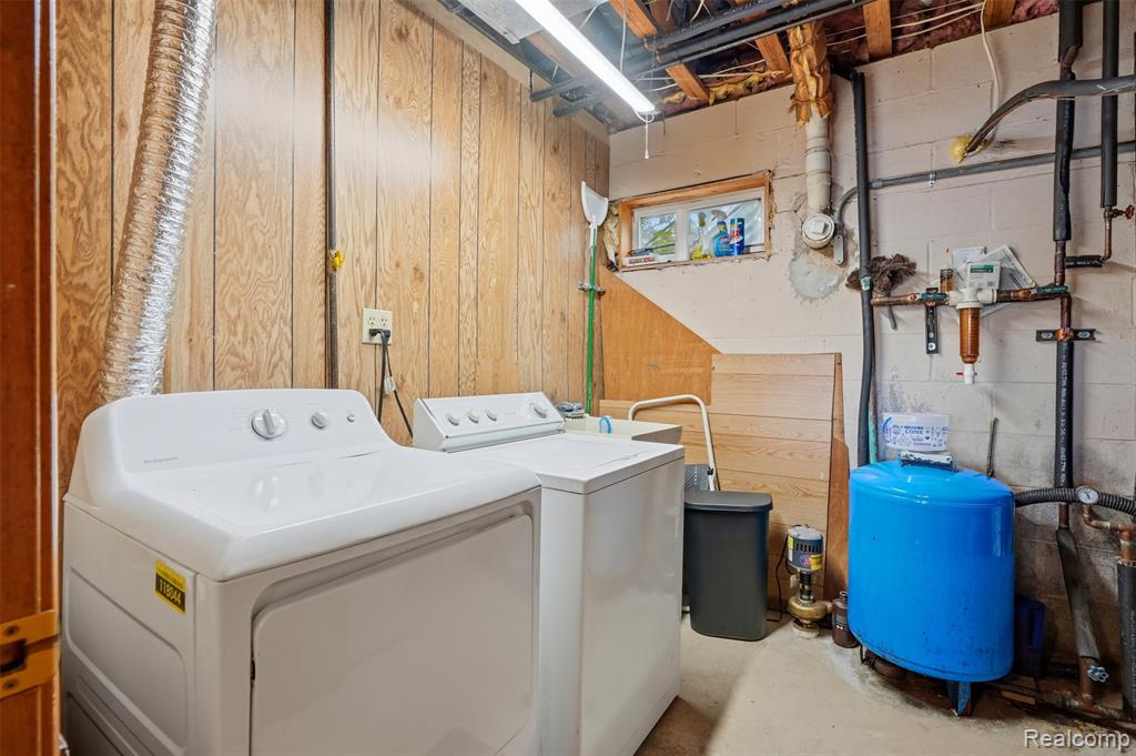 11044 Grand River Avenue, Brighton, MI 48116 — Photo 24
