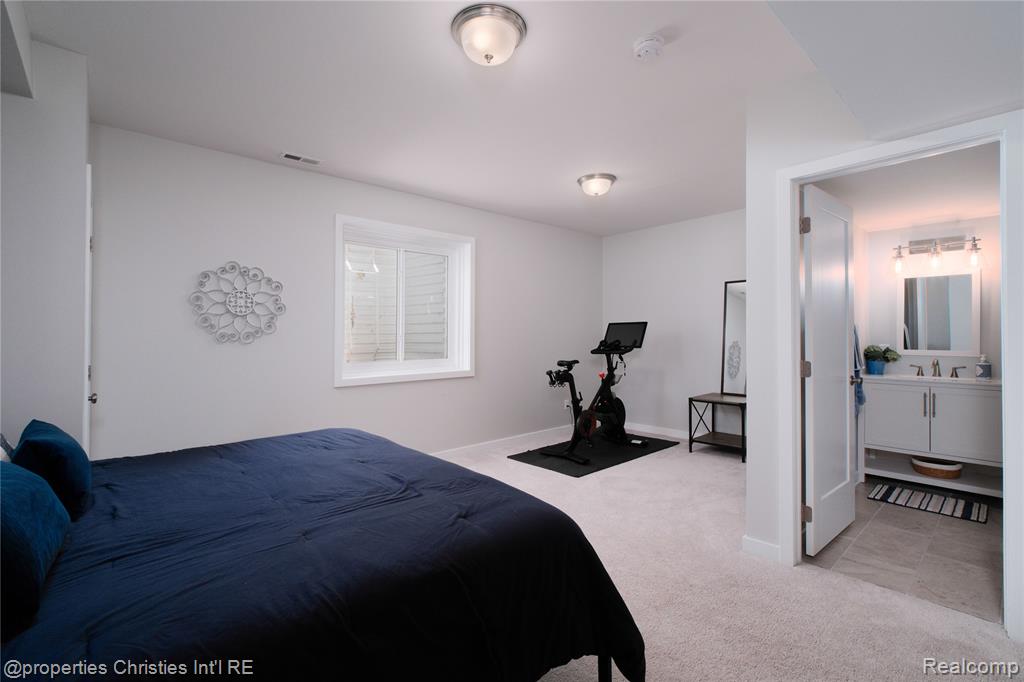 2882 Hardwick Road, Ann Arbor, MI 48105 — Photo 33
