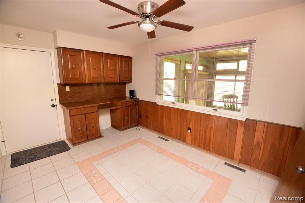1349 Ox Yoke Drive, Flint, MI 48532 — Photo 6