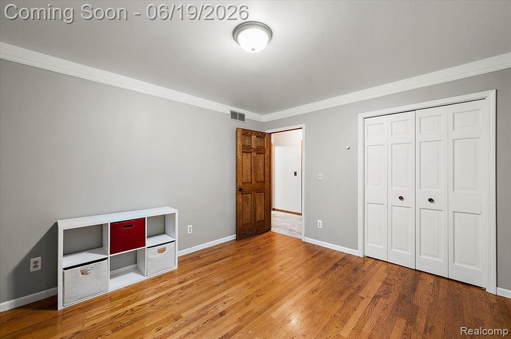 670 Rolling Acres Drive, Ortonville, MI 48462 — Photo 41