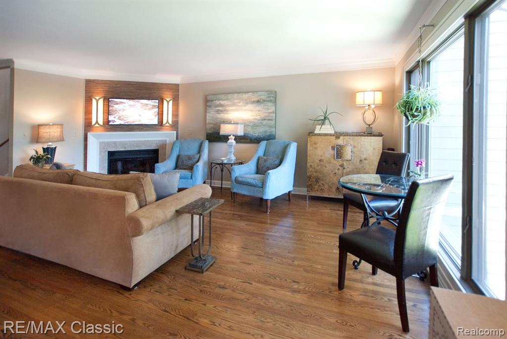 218 Whitlock Street, 10, Saline, MI 48176 — Photo 8