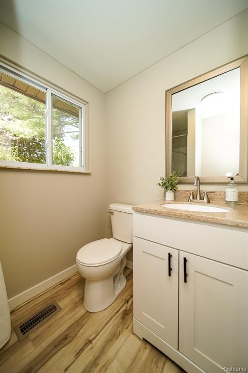 48297 Mallard Drive, New Baltimore, MI 48047 — Photo 33