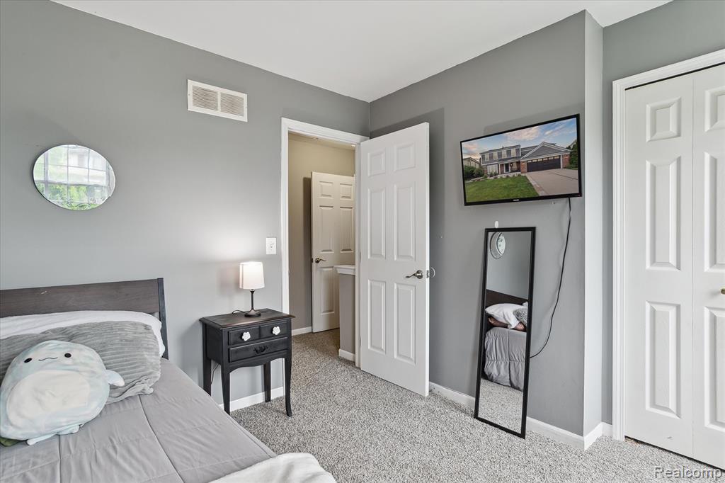 45270 Twining Street, Canton, MI 48187 — Photo 30