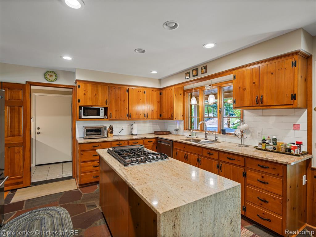 4383 Pine Tree Trail, Bloomfield Hills, MI 48302 — Photo 62