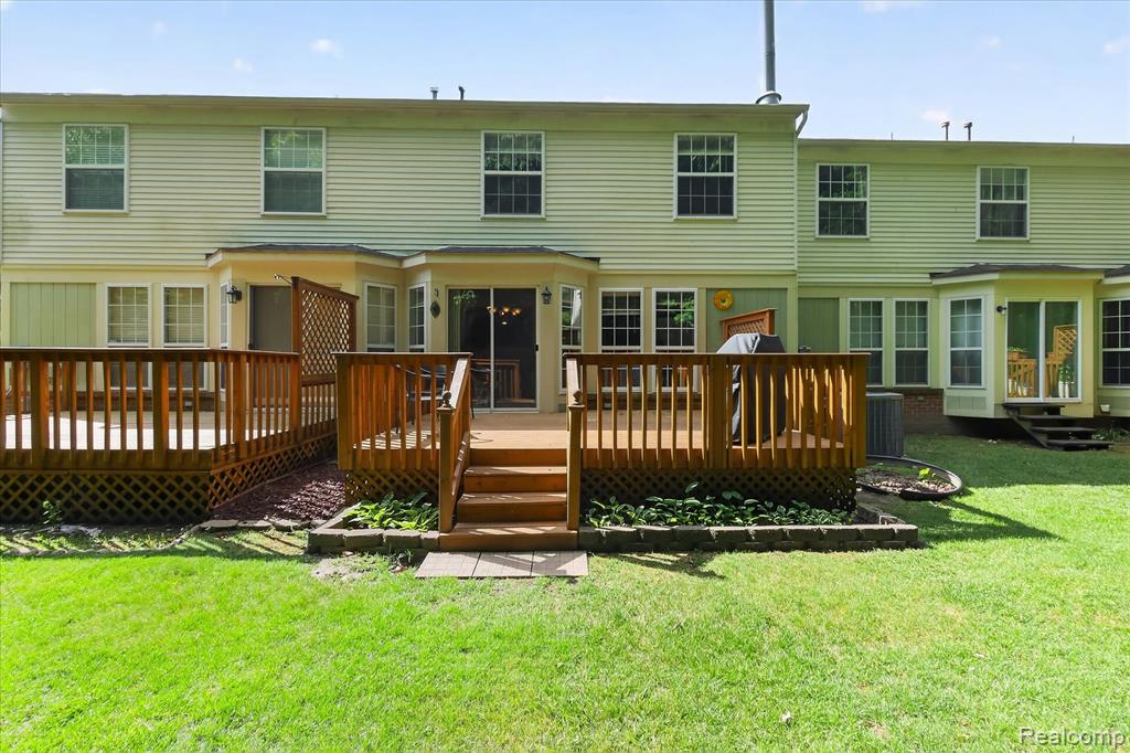 7866 Rivergate Drive, Westland, MI — Photo 29