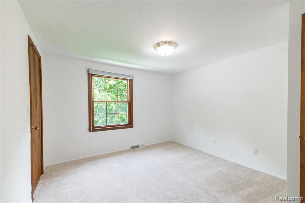 7611 Ferry Road, Grosse Ile, MI 48138 — Photo 44