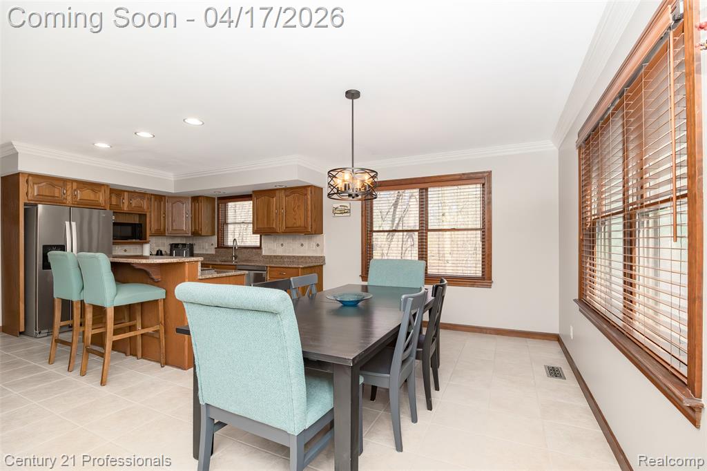 624 Highland Drive, Oxford, MI 48371 — Photo 14
