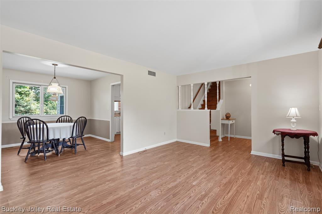 10507 Lafollette Drive, Brighton, MI 48114 — Photo 9