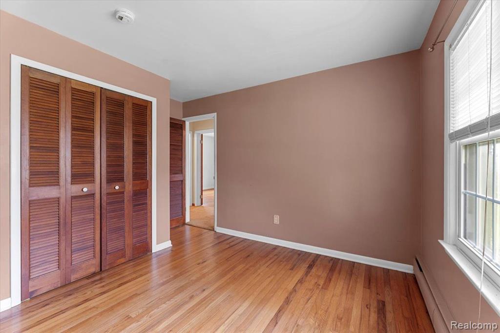 30617 YOUNG Drive, Gibraltar, MI — Photo 18