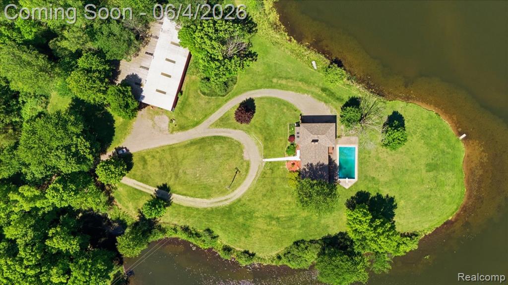 725 Deerpath Court, Ortonville, MI 48462 — Photo 11
