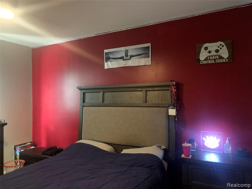 48711 Cross Creek Drive, Macomb, MI 48044 — Photo 17