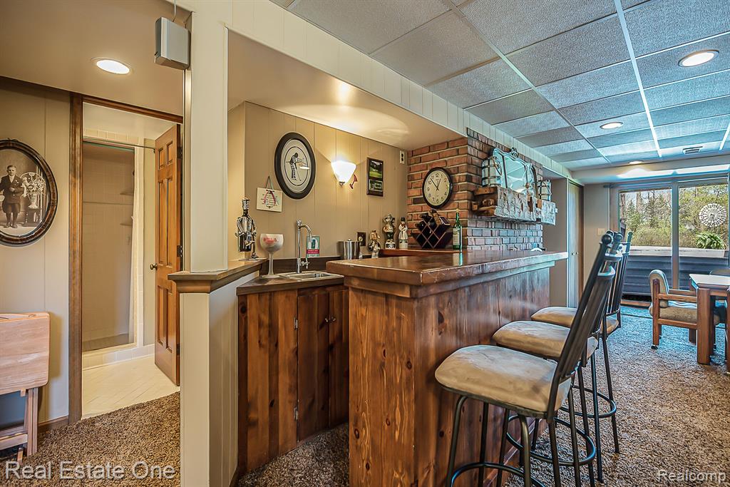 7311 BISCAYNE Court, White Lake, MI 48383 — Photo 32