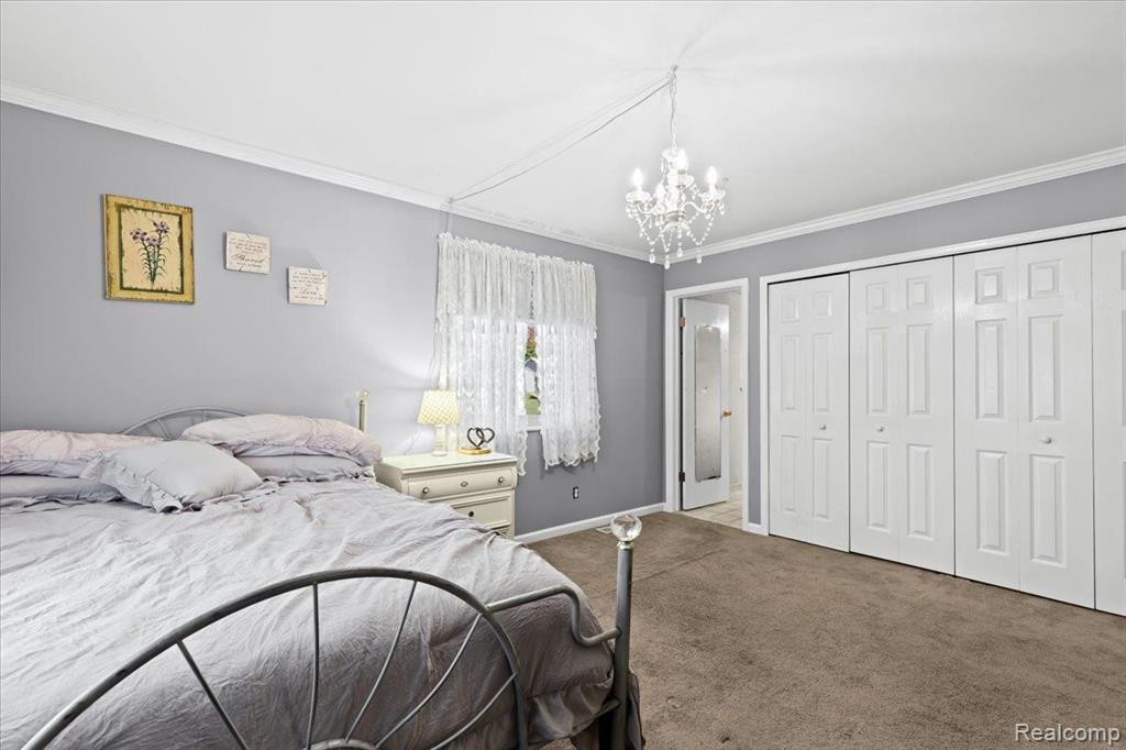 7677 MCCLEMENTS Road, Brighton, MI 48114 — Photo 11