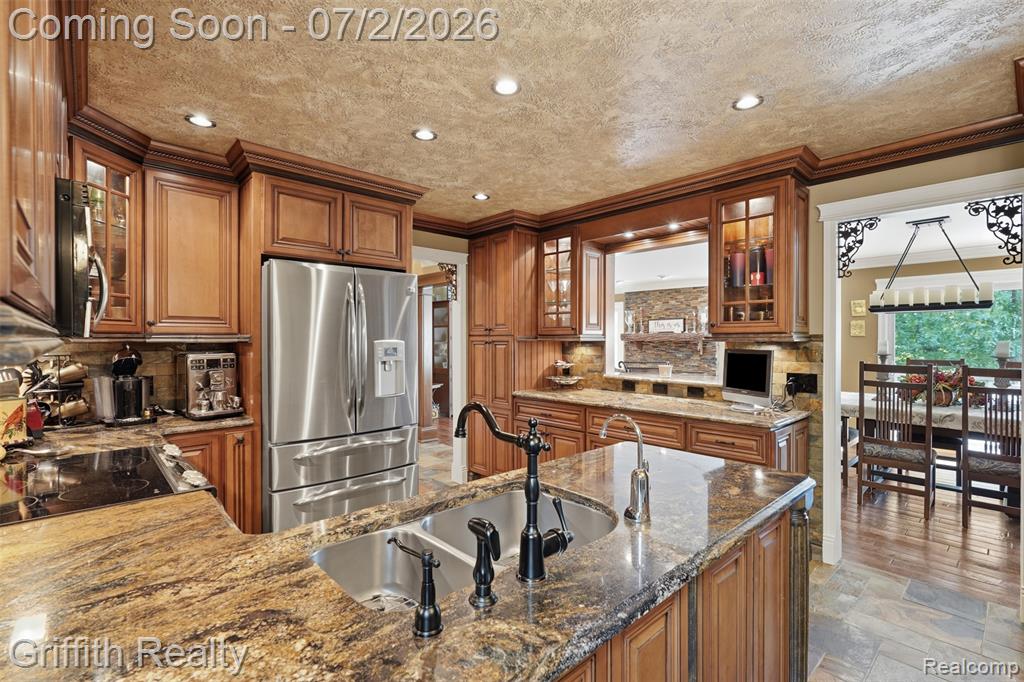 4603 Golf View Drive, Brighton, MI 48116 — Photo 12